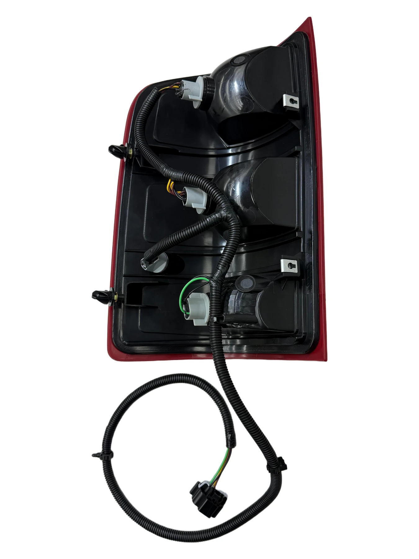 GMC Sierra 1500 MX-SR-01 OE-style tail light, 2007–2013, rear connector view